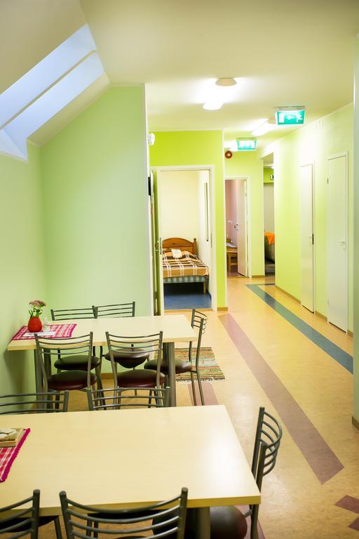 Guesthouse Laurits Kuressaare Ngoại thất bức ảnh