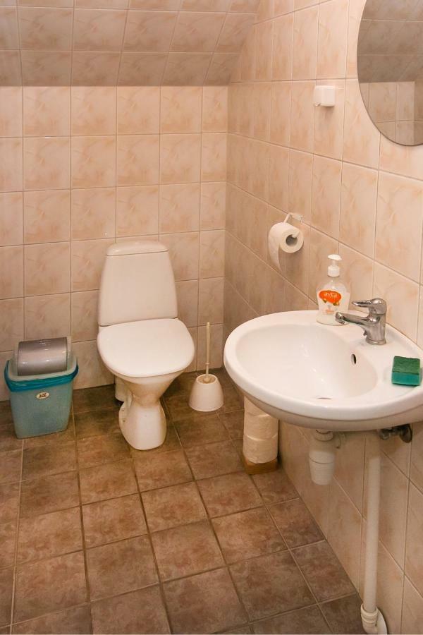 Guesthouse Laurits Kuressaare Ngoại thất bức ảnh