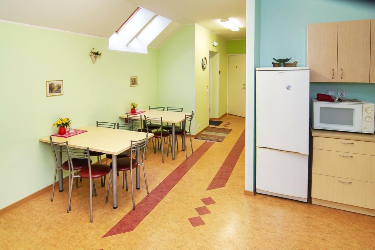 Guesthouse Laurits Kuressaare Ngoại thất bức ảnh